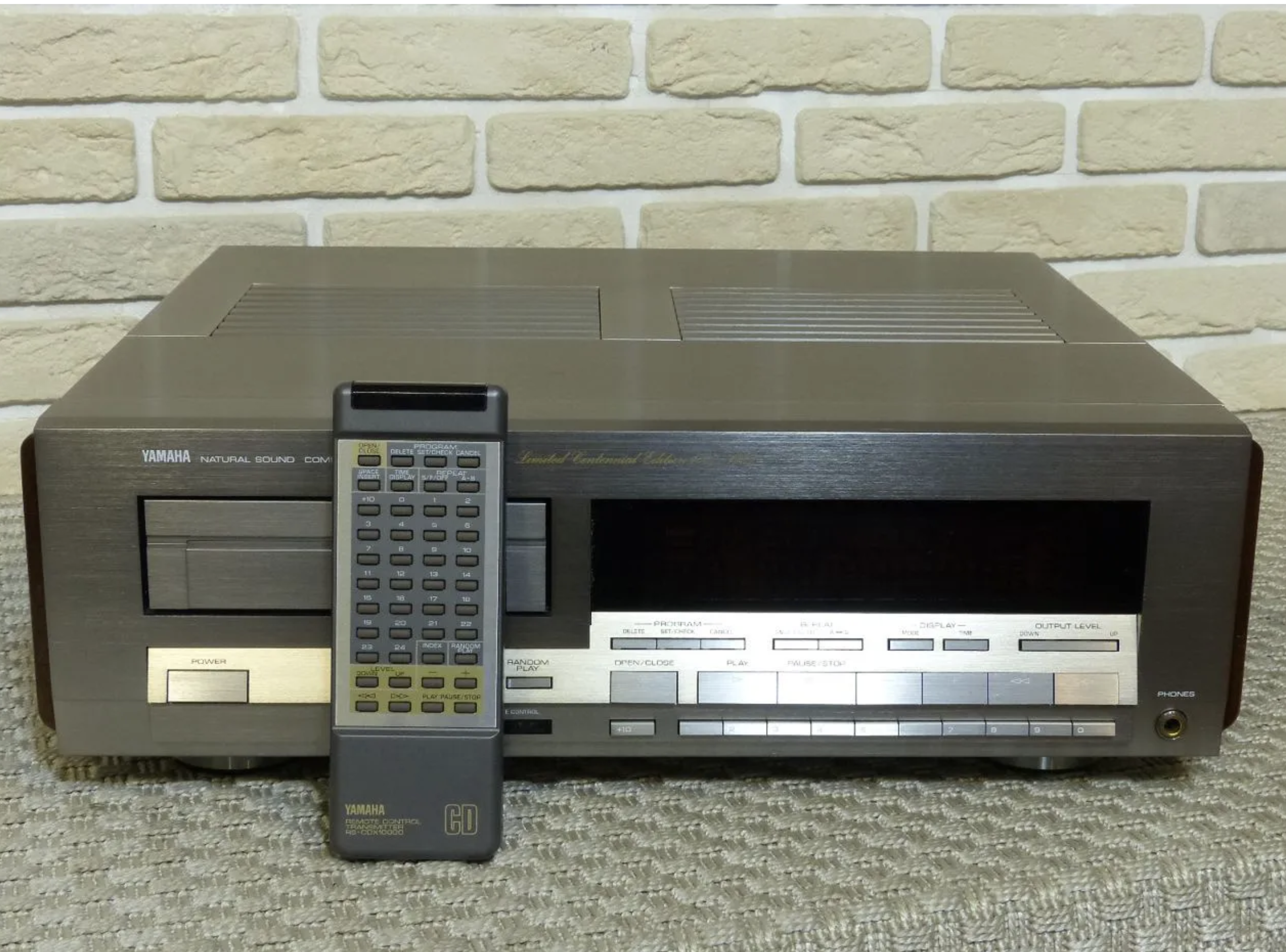 Yamaha CDX-10000