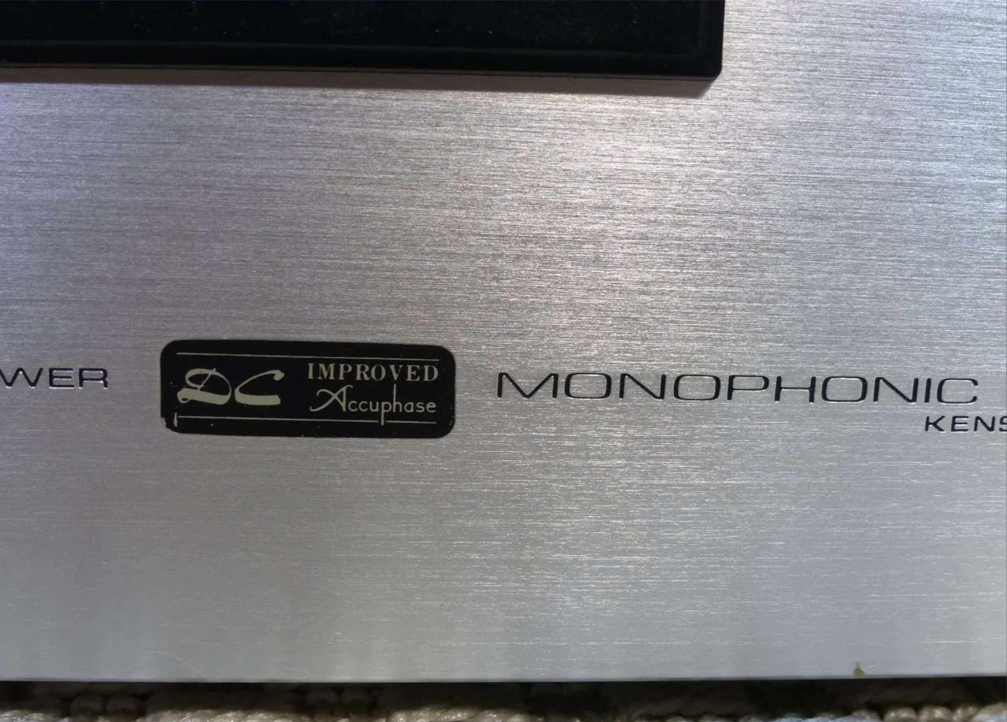 Accuphase M-60 DC Umproved 2