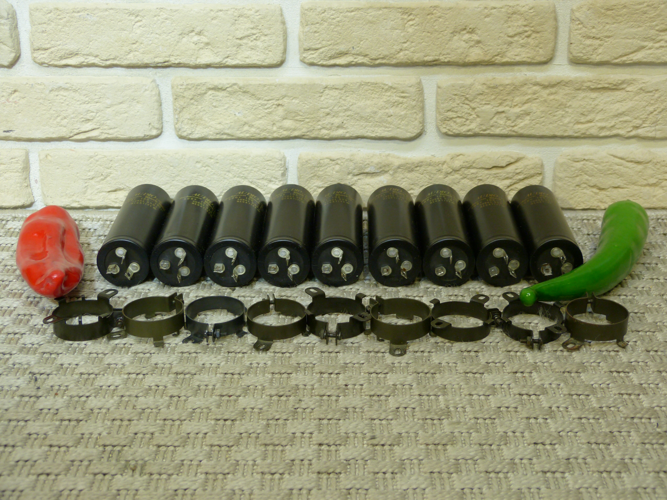 Black Gate 500V 100+100 uF 3